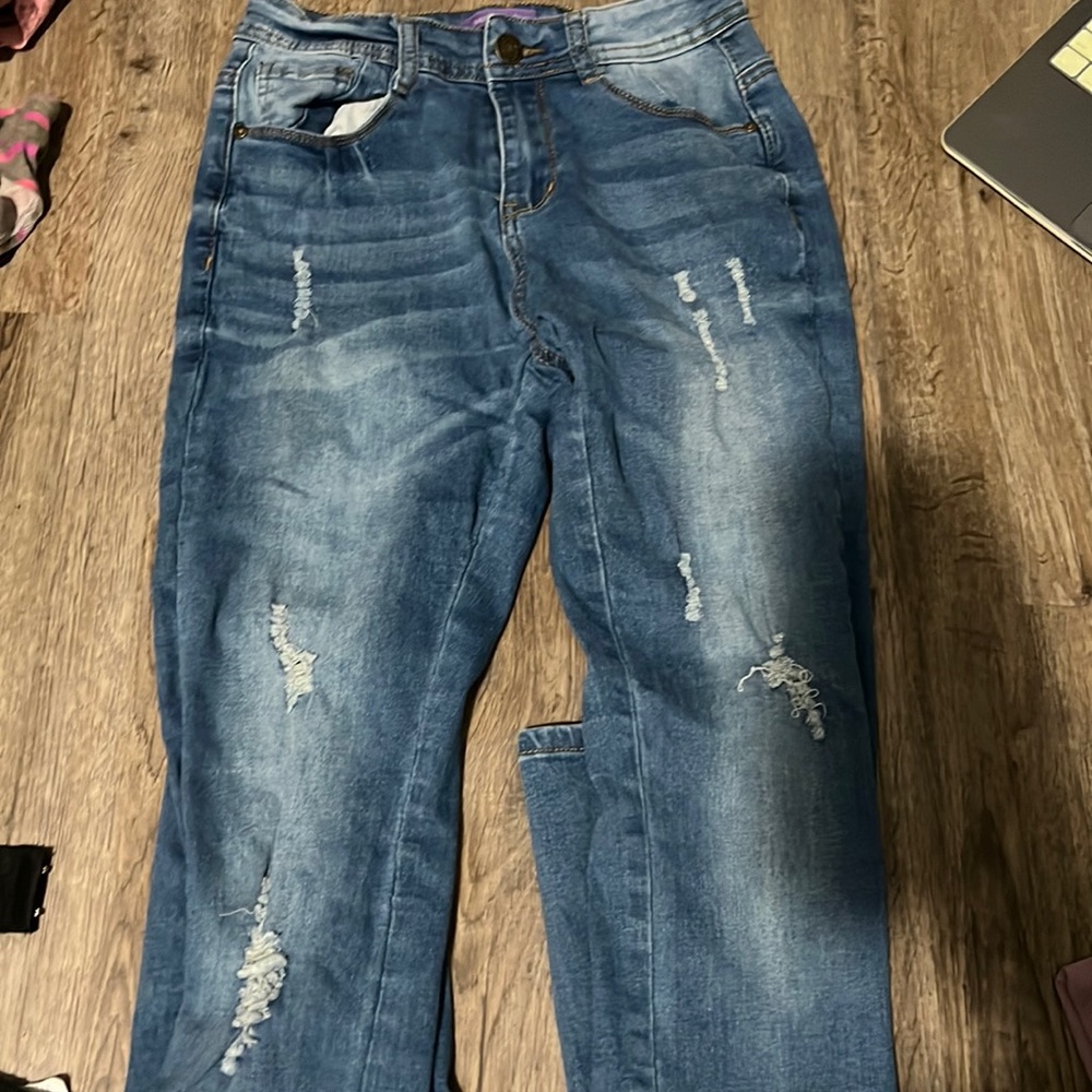 Blue/faded skinny jeans